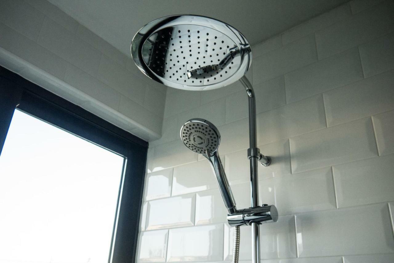 Ever House Ifema Mar De Cristal مدريد المظهر الخارجي الصورة