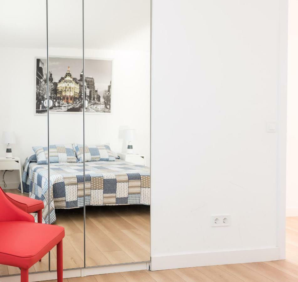 Ever House Ifema Mar De Cristal مدريد المظهر الخارجي الصورة